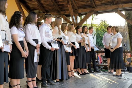 Nagykorúvá avatták a Kölcsey Ferenc Főgimnázium több mint 130 maturandus diákját - KÉPGALÉRIA/VIDEÓ