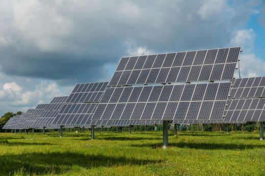 Egymilliárd eurós beruházással épít Romániában napelemgyárat a német AE SOLAR