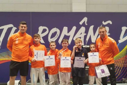 Haller Márk bajnok, Teodor Gurza bajnoki ezüstérmes