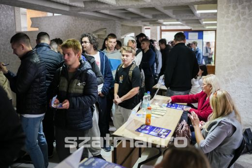 Sikeres állásbörze – több mint 800-an érdeklődtek a meghirdetett állások iránt