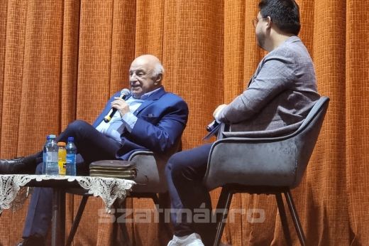 Rengetegen voltak kíváncsiak Nógrádi György interaktív előadására