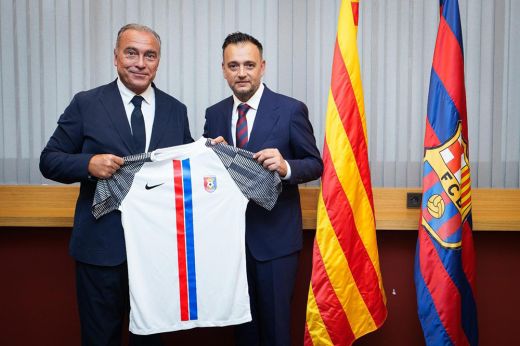 Történelmi megállapodás: román második ligás futballcsapat kötött partnerkapcsolatot az FC Barcelonával