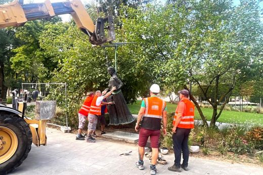 Közterületre kerül a Román Nyelv Emlékműve