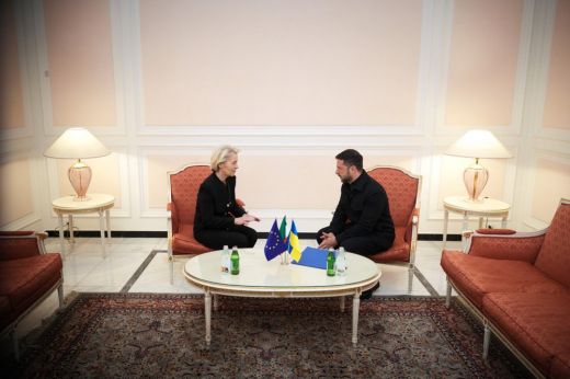 A korrupció üldözésére szólította fel Zelenszkijt Ursula von der Leyen és Emmanuel Macron
