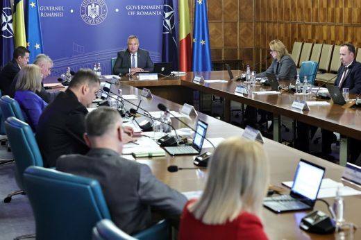 Létszámstopot rendelt el a kormány a közszférában