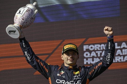 Magyar Nagydíj: Verstappen győzött, majd összetörték a trófeáját, a Red Bull rekordot döntött a Hungaroringen
