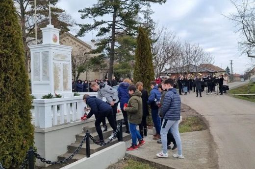 Kaplony. A deportálás szörnyűségeire emlékeztek méltó körülmények között