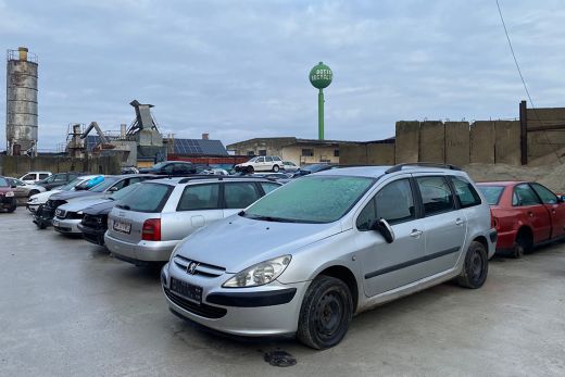 Használt autóalkatrészekre van szüksége, jó áron? Nézzen be a Botiș Recycling autóbontójába!