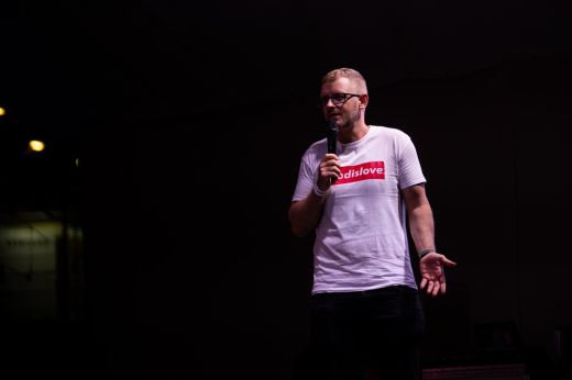 Hodász András szerint a párkapcsolata miatt kellett távoznia a Szemlélektől