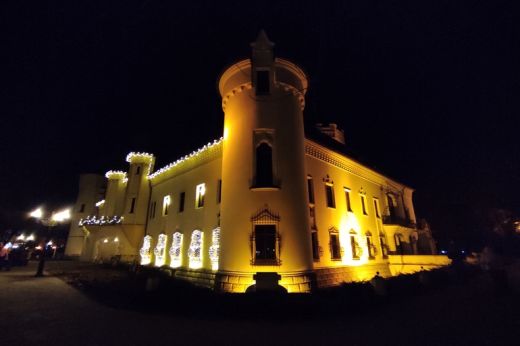 Muzsikál a kastély: báltermi dallamok a Debreceni Lyra Szimfonikus Zenekar előadásában