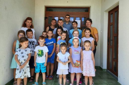 Áldásokban bővelkedő élet, újkenyér ünnepe és gyermekek szolgálata Erdődön