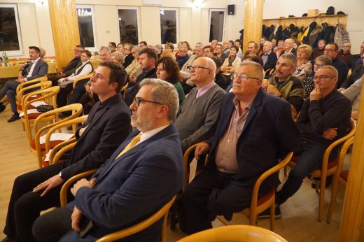 Tízéves Törekvők