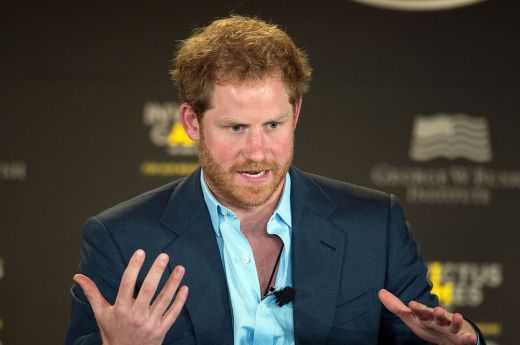 Tettlegességgel vádolja bátyját Harry herceg