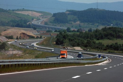 Szlovák–cseh pályázó építheti ki az új elektronikus autópálya-díjfizetési rendszert Horvátországban