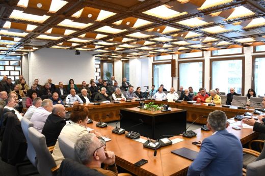 Szemétszállítás: közös megbízási szerződést köt az összes megyei város és község