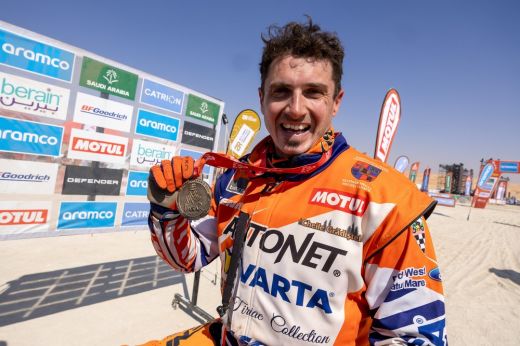 Győzött! Célba ért a szatmári Dakar-legenda, Gyenes Mani. Eddigi legjobb eredményét érte el. Mutatjuk, idén milyen helyezéssel zárt! - Videó