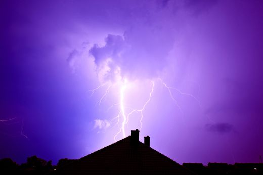 Időként viharok szakítják meg a kánikulát a következő két hétben
