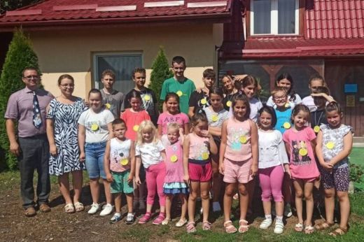 Vakációs bibliahét Szamoskóródon és Dobrácsapátiban