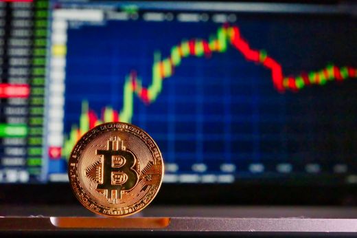 Kriptovaluta-kereskedelemmel kapcsolatos csalásokra figyelmeztet a rendőrség