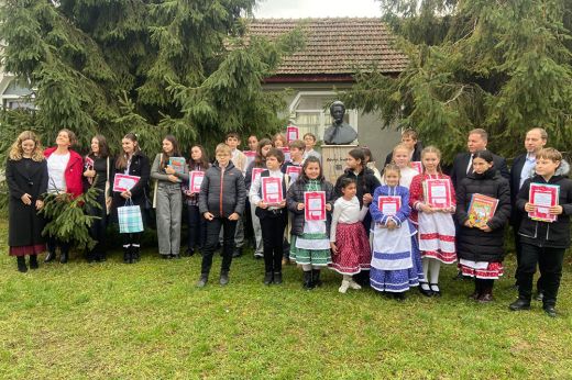 Tizenkettedik alkalommal rendezték meg a Krüzselyi Erzsébet szavalóversenyt Szatmárhegyen