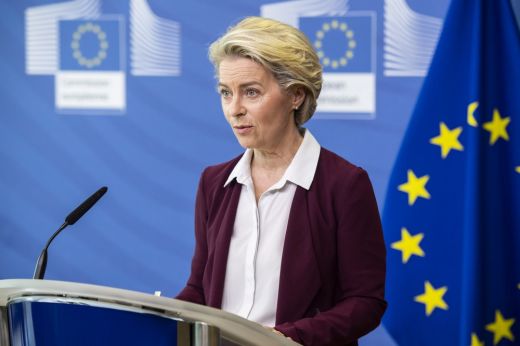 EP-felmérés: Az Európai Néppárt lesz a legnagyobb EP-frakció