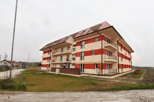Sárközújlak: 24 új, egészségügyi- és tanügyi szakembereknek szánt szolgálati lakás épül