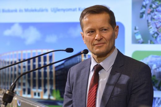 Nobel-díj - Krausz Ferenc: csaknem ötven éve indultam el a sikerhez vezető úton