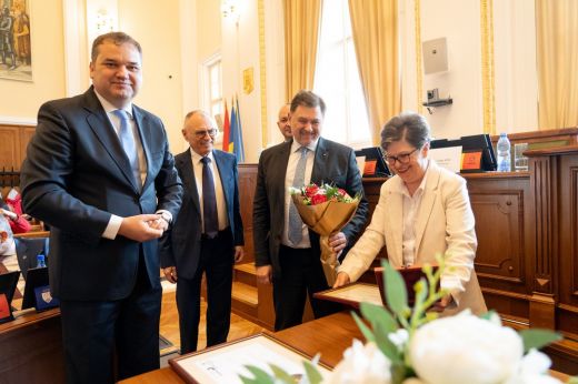 Dr. Mózes Károly-díjjal tüntették ki a szatmári kórház egyik főnővérét