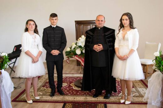 Történelmi pillanat – konfirmáció Túrterebes–Szőlőhegyen