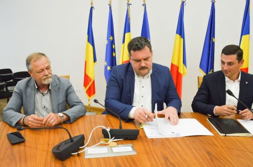Aláírták a Szatmárnémeti – Nagybánya gyorsforgalmi út megvalósíthatósági tanulmányának elkészítéséről szóló szerződést