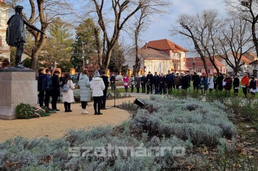 Méltó főhajtással ért véget a Petőfi-emlékév Szatmárnémetiben  - KÉPGALÉRIA, VIDEÓ