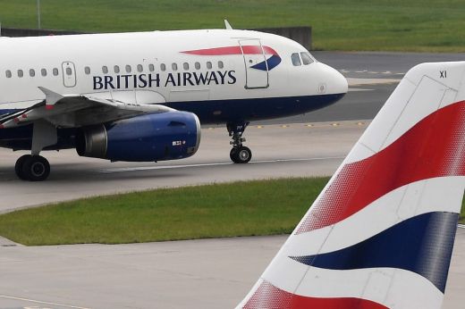 Sztrájkolnak a dolgozók, fennakadások várhatók a londoni Heathrow repülőtéren