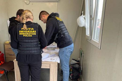 Hatalmas pénzbírságot szabtak ki egy bevándorlókat feketén foglalkoztató cégre