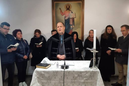 Előrelépés a gyászban – vigasztalás a Mátyás király utcai temetőben