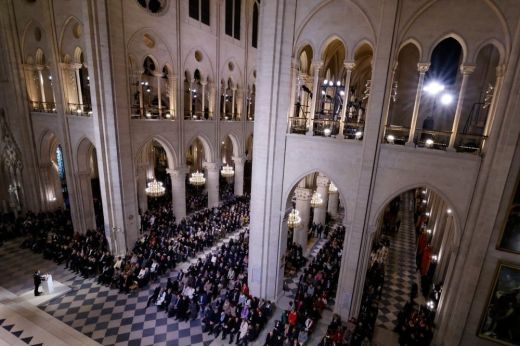 Öt és fél évvel a tűzvész után megnyílt az újjáépített párizsi Notre-Dame