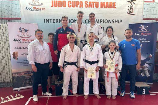 Tizenegy érmet gyűjtöttek be az Olimpia VSK judokái a Satu Mare Kupán