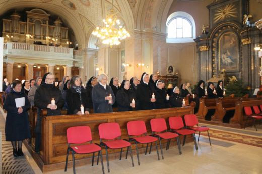 Egészen a Tiéd! Gyertyaszentelő Boldogasszony ünnepe Szatmárnémetiben