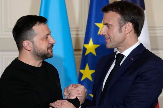 A világ vezetői elutasítják Macron világháborúval fenyegető kijelentését, de akad egy kivétel