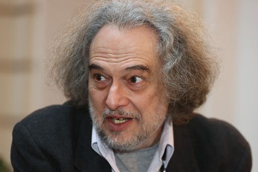 Itt a vége! Laár András 44 év után otthagyja a KFT-t