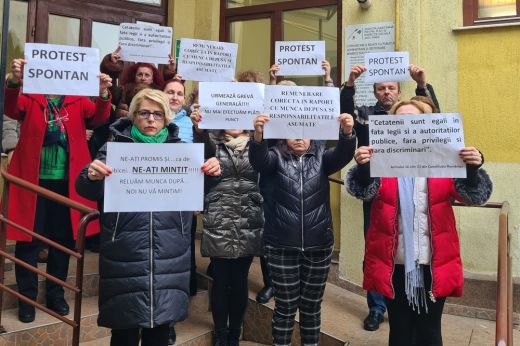 Tiltakoztak a Szociális Felügyeleti és Kifizetési Ügynökség munkatársai