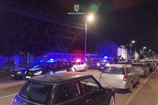 Óriási razzia Nagykárolyban, több mint 200 főt igazoltattak