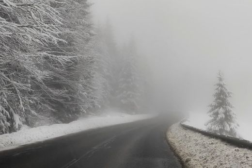 Esős, szeles hétvége következik, a hegyvidéken havazni fog