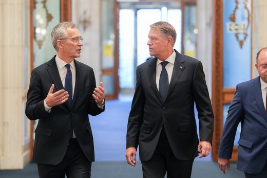 Stoltenberg: a NATO nem része a konfliktusnak, de addig támogatja Ukrajnát, amíg szükséges