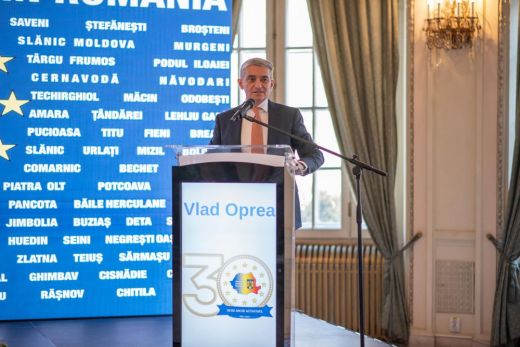A DNA központi székhelyén hallgatják ki Sinaia polgármesterét, Vlad Opreát