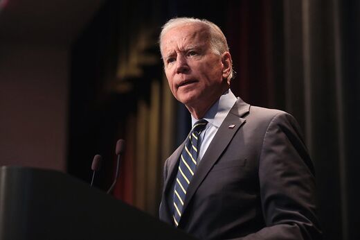 Friss felmérés: hivatali idejének mélypontjára süllyedt Biden népszerűsége