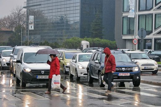 Tervezet: online is lehetővé válhat a gépkocsik forgalomba helyezése és kivonása