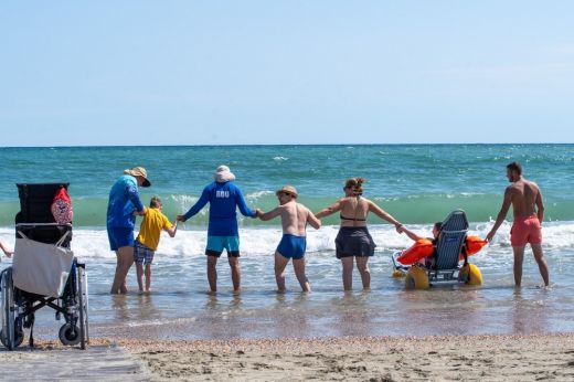 A szatmári Caiac SMile-nak köszönhetően egyre több az akadálymentes strand