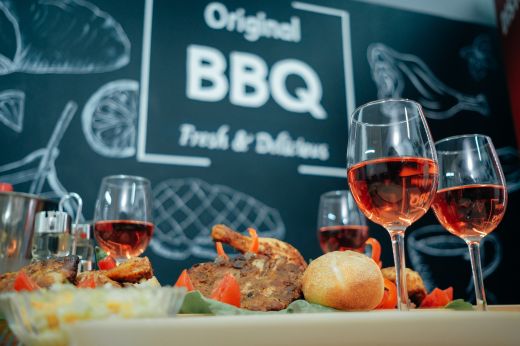 Hiánypótló szolgáltatás Szatmárnémetiben: BBQ-falatozó és palacsintázó nyílt a városközpontban