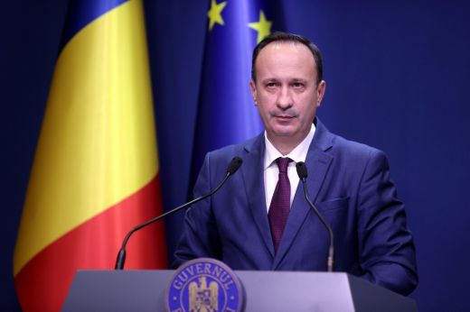 Hétfőn elkezdik az alapélelmiszerekre és meleg ételre költhető támogatás utalását a szociális kártyákra