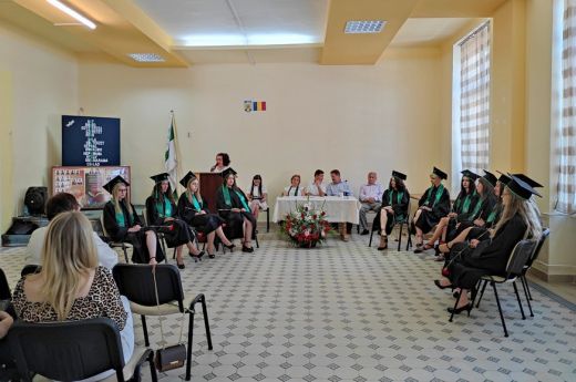  Tizenegy gyógyszerészeti asszisztens ballagott pénteken a Kölcseyben